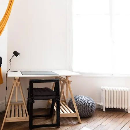 Bright Apt Near Champs De Mars Paris